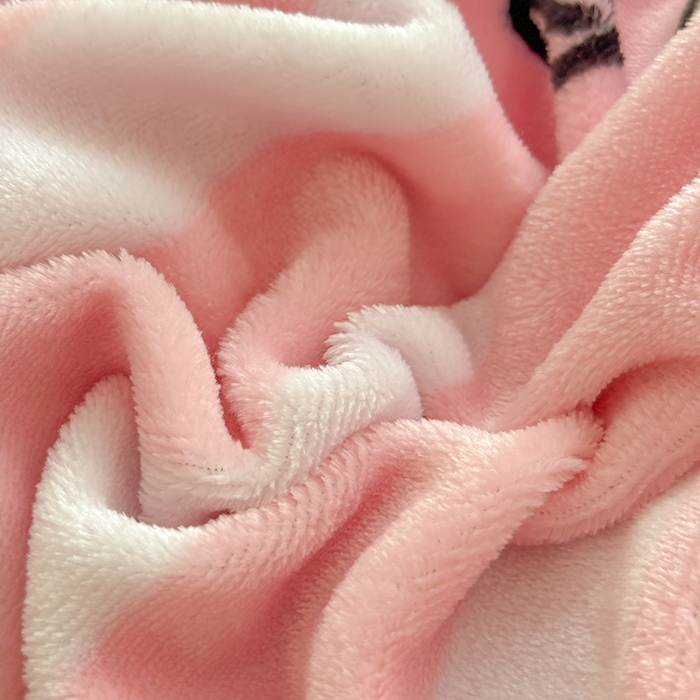 91家纺网 家纺一手货源 找家纺 美达家纺 2025新款卡通牛奶绒印花床盖四件套 时来运转