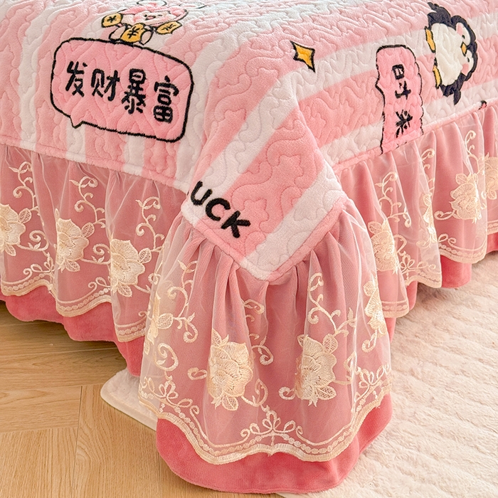 91家纺网 家纺一手货源 找家纺 美达家纺 2025新款卡通牛奶绒印花床盖四件套 时来运转