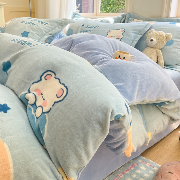 91家纺网 家纺一手货源 找家纺 沐慕 2025新款高克重牛奶绒四件套 牛奶绒-晚安熊