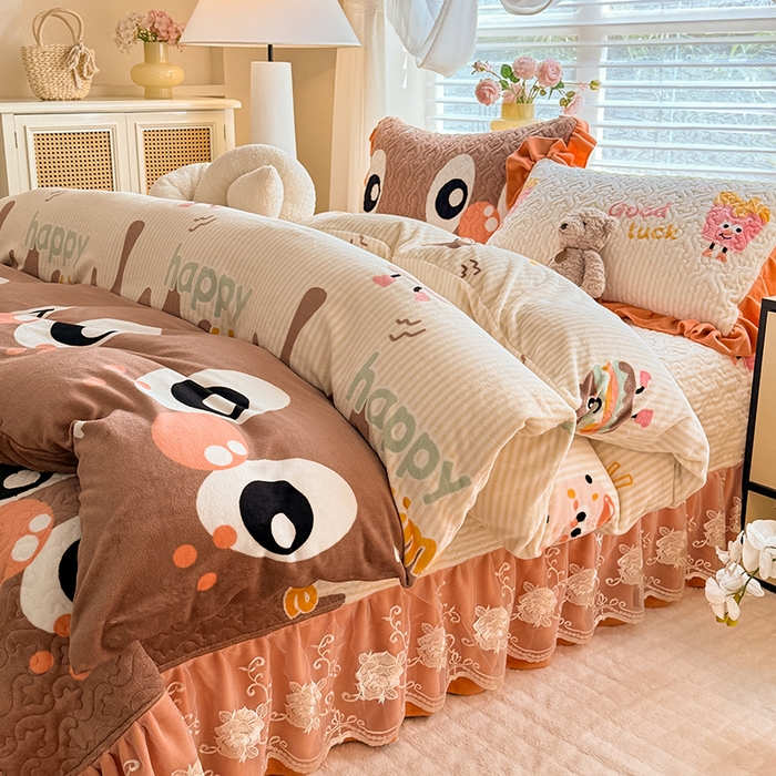 91家纺网 家纺一手货源 找家纺 美达家纺 2025新款卡通牛奶绒印花床盖四件套 甜蜜奶吧