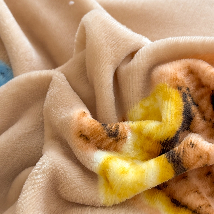 91家纺网 家纺一手货源 找家纺 美达家纺 2025新款卡通牛奶绒印花床盖四件套 针织熊