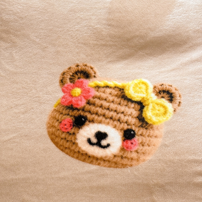 91家纺网 家纺一手货源 找家纺 美达家纺 2025新款卡通牛奶绒印花床盖四件套 针织熊