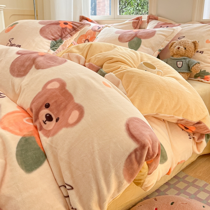 91家纺网 家纺一手货源 找家纺 沐慕 2025新款高克重牛奶绒四件套 牛奶绒-棕熊花