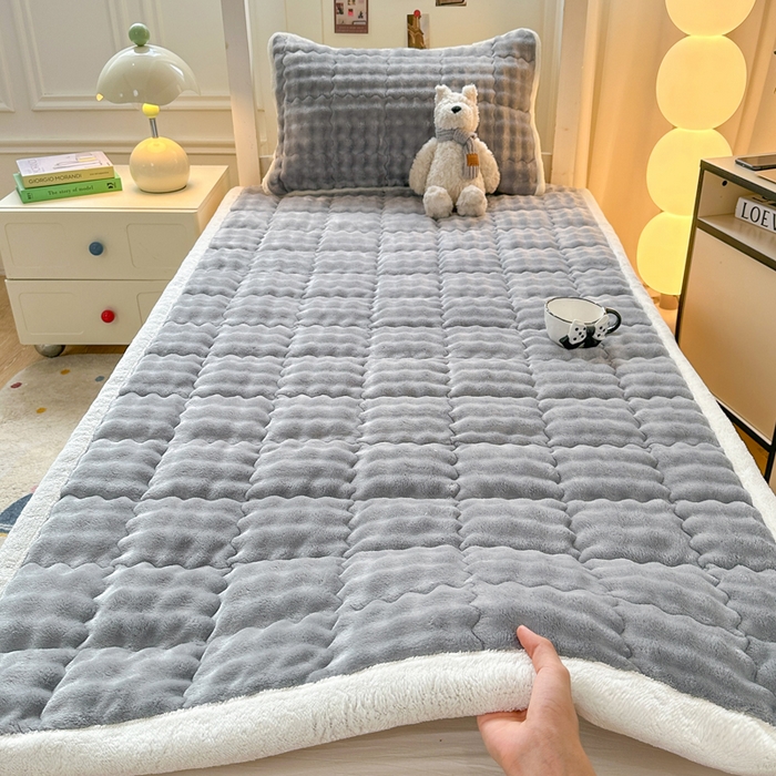 91家纺网 家纺一手货源 找家纺 （总）优品惠 2025新款兔毛绒床垫学生床垫床褥子床护垫