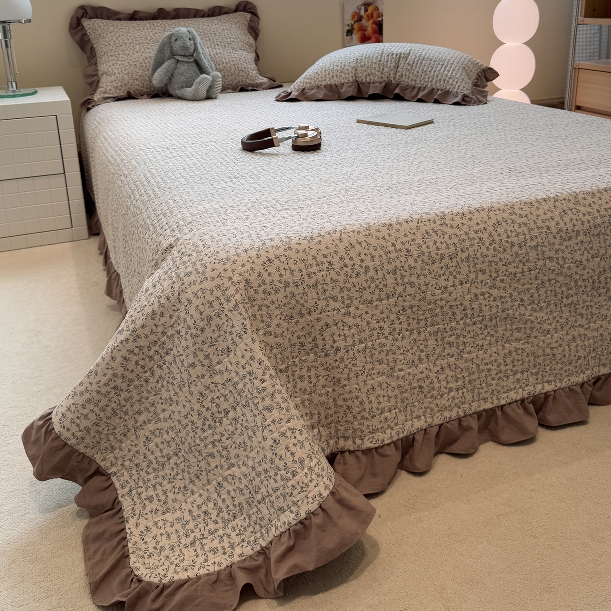 91家纺网 家纺一手货源 找家纺 一加一 2025新款小清新花边款大豆被床盖系列 赫拉