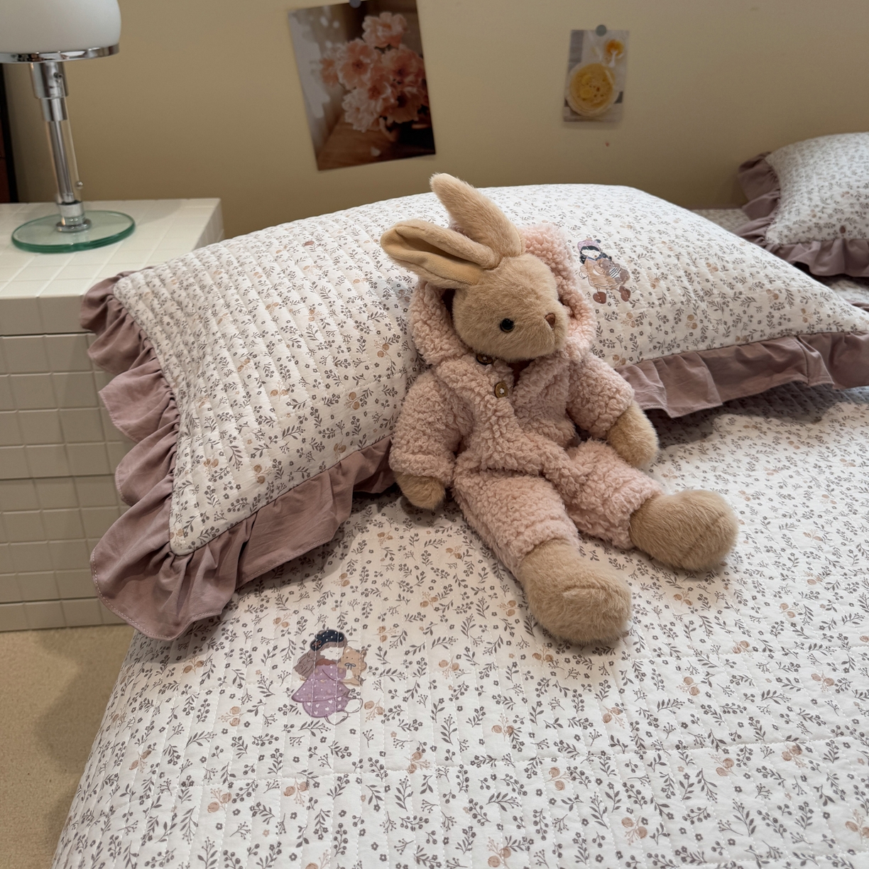 91家纺网 家纺一手货源 找家纺 一加一 2025新款小清新花边款大豆被床盖系列 豆蔻