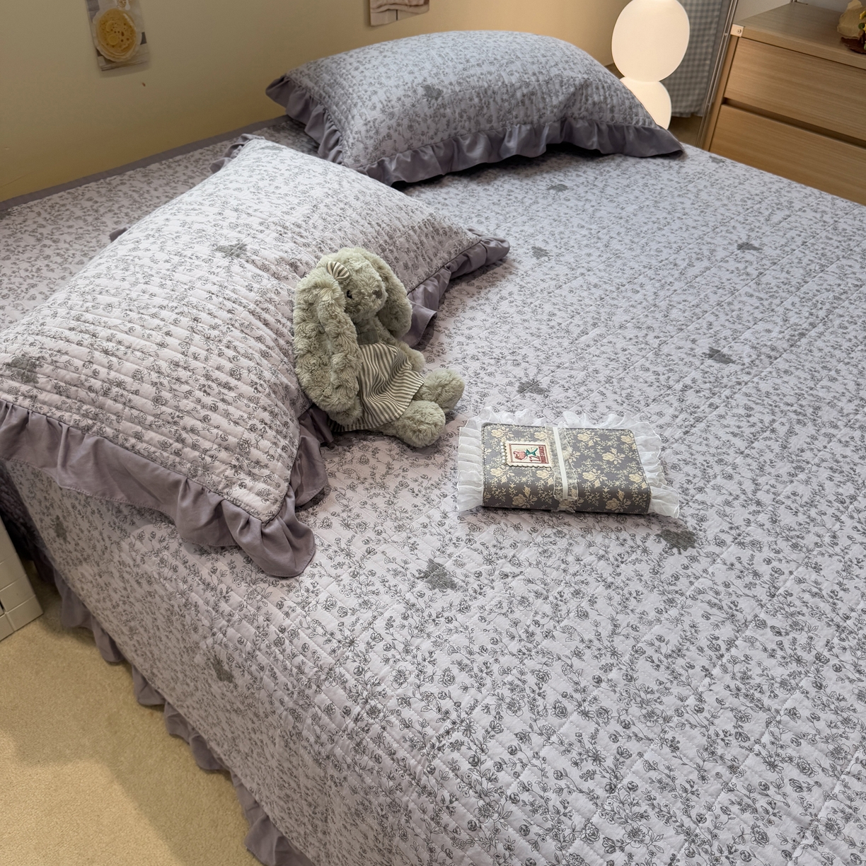 91家纺网 家纺一手货源 找家纺 一加一 2025新款小清新花边款大豆被床盖系列 巴洛克之恋