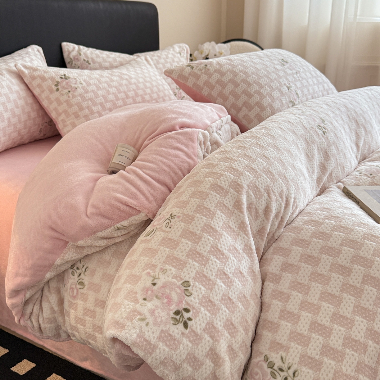 91家纺网 家纺一手货源 找家纺 （总）呗旺鹿 2025新款A类高克重着色烂花雕花牛奶绒四件套