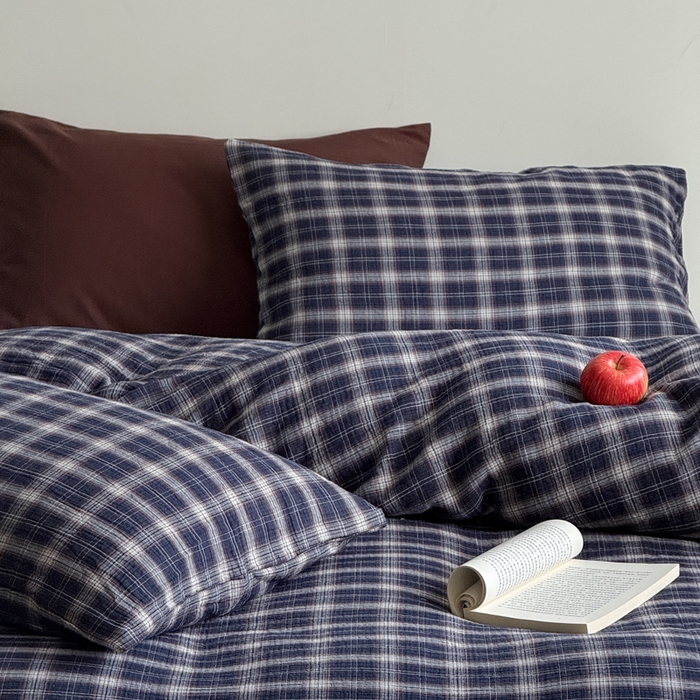 91家纺网 家纺一手货源 找家纺 玛奇朵 2025秋冬新品韩国色织A类三层皱皱纱系列四件套 山屿