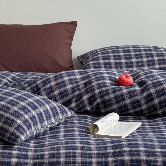 91家纺网 家纺一手货源 找家纺 玛奇朵 2025秋冬新品韩国色织A类三层皱皱纱系列四件套 山屿