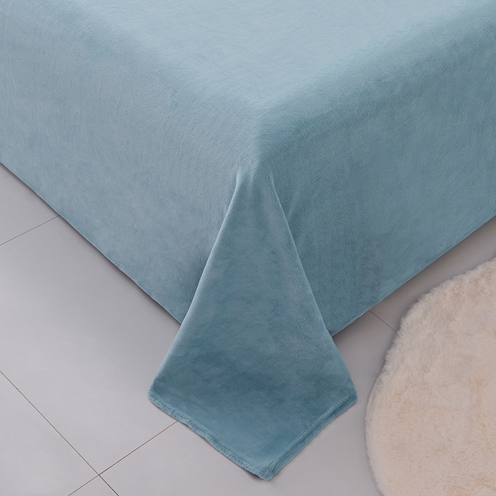 91家纺网 家纺一手货源 找家纺 炫拼家纺 2025新款刺绣黑花边高克重牛奶绒四件套-法式玫瑰 法式玫瑰-静谧蓝