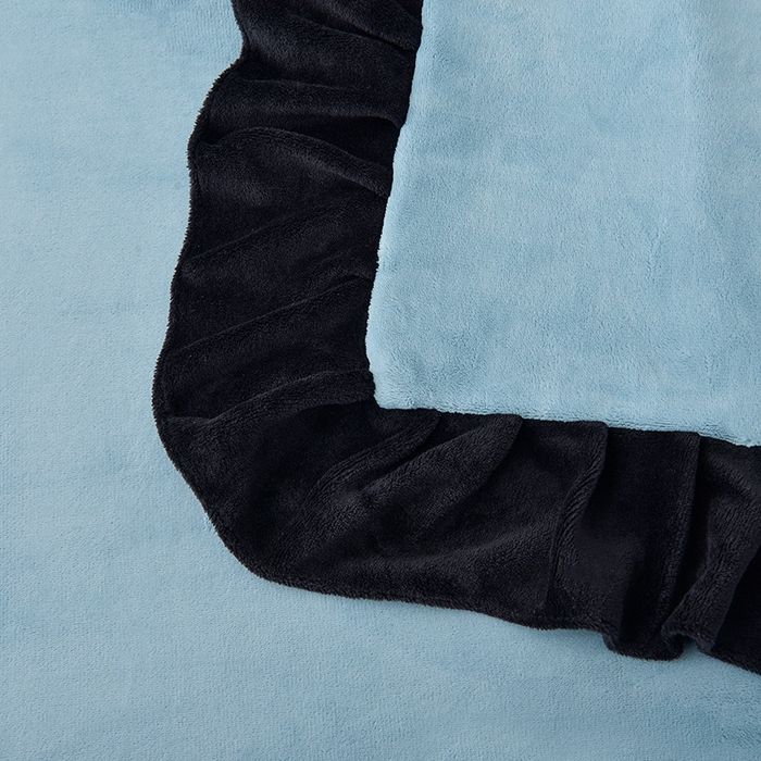 91家纺网 家纺一手货源 找家纺 炫拼家纺 2025新款刺绣黑花边高克重牛奶绒四件套-法式玫瑰 法式玫瑰-静谧蓝