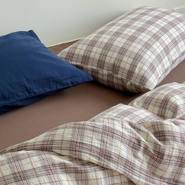 91家纺网 家纺一手货源 找家纺 玛奇朵 2025秋冬新品韩国色织A类三层皱皱纱系列四件套 巷往