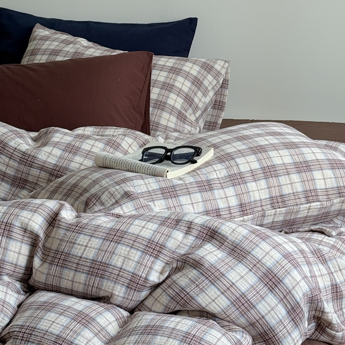 91家纺网 家纺一手货源 找家纺 玛奇朵 2025秋冬新品韩国色织A类三层皱皱纱系列四件套 巷往