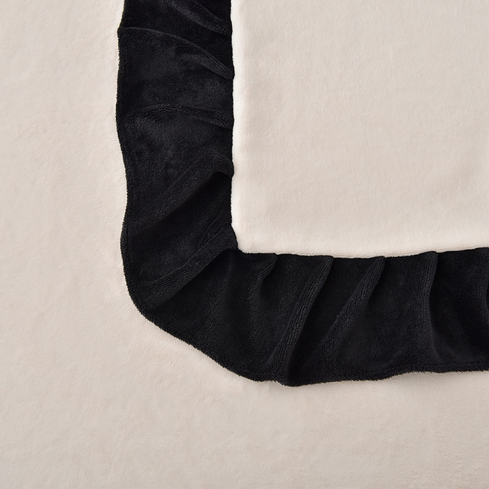 91家纺网 家纺一手货源 找家纺 炫拼家纺 2025新款刺绣黑花边高克重牛奶绒四件套-法式玫瑰 法式玫瑰-奶昔白