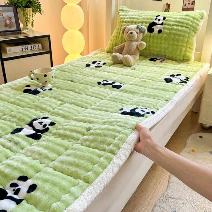 91家纺网 家纺一手货源 找家纺 优品惠 2025新款兔毛绒床垫学生床垫床褥子床护垫 呆萌熊猫