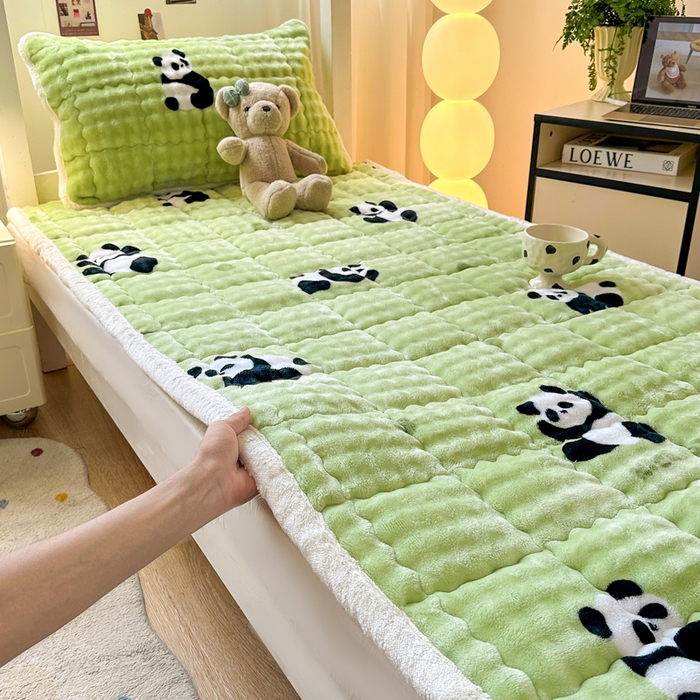 91家纺网 家纺一手货源 找家纺 优品惠 2025新款兔毛绒床垫学生床垫床褥子床护垫 呆萌熊猫