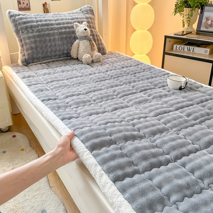 91家纺网 家纺一手货源 找家纺 优品惠 2025新款兔毛绒床垫学生床垫床褥子床护垫 高级灰