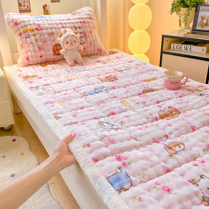 91家纺网 家纺一手货源 找家纺 优品惠 2025新款兔毛绒床垫学生床垫床褥子床护垫 萌宠粉