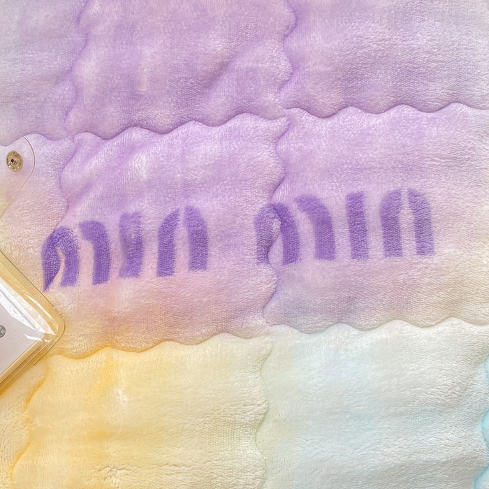 91家纺网 家纺一手货源 找家纺 优品惠 2025新款兔毛绒床垫学生床垫床褥子床护垫 晕染草莓