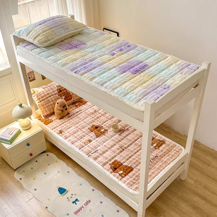 91家纺网 家纺一手货源 找家纺 优品惠 2025新款兔毛绒床垫学生床垫床褥子床护垫 晕染草莓