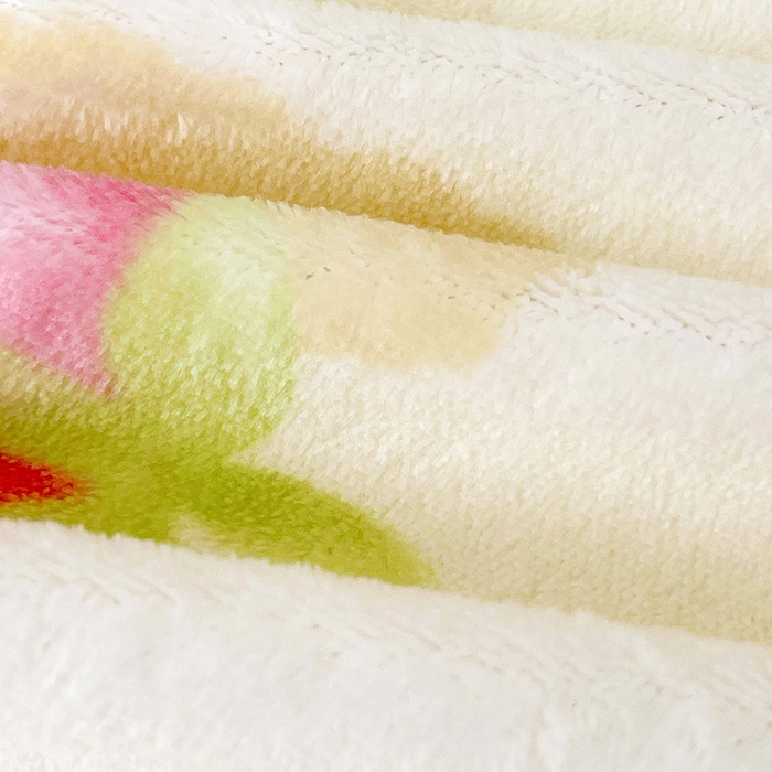 91家纺网 家纺一手货源 找家纺 富馨莱 2025新款牛奶绒夹棉床笠支持一件定做 彩虹草莓-夹棉