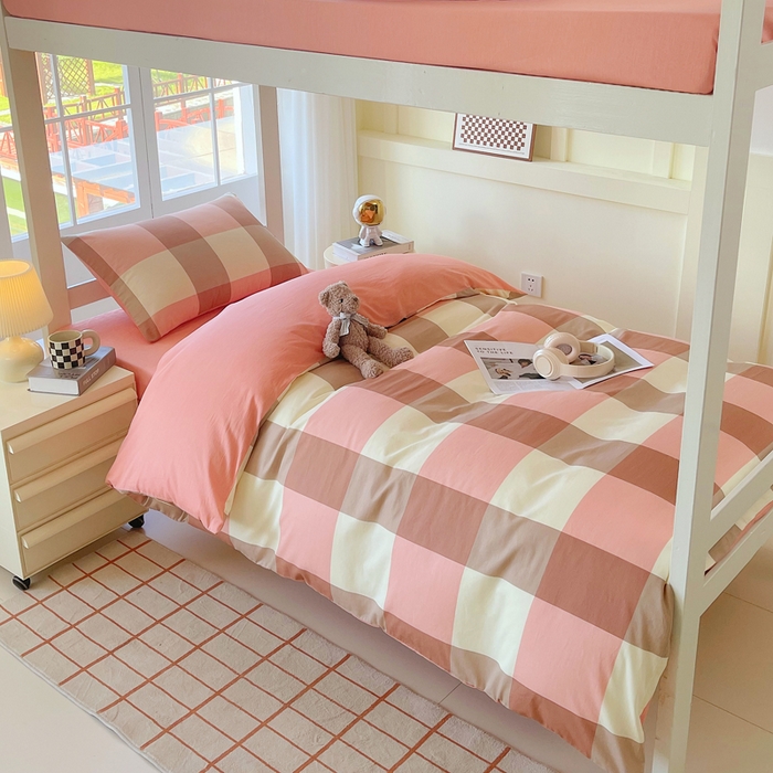 91家纺网 家纺一手货源 找家纺 春皖家纺 2025新款12868全棉印花上下铺四件套-学生床 粉大格