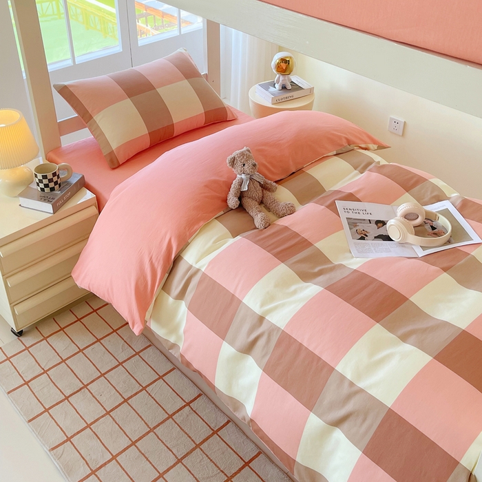 91家纺网 家纺一手货源 找家纺 春皖家纺 2025新款12868全棉印花上下铺四件套-学生床 粉大格