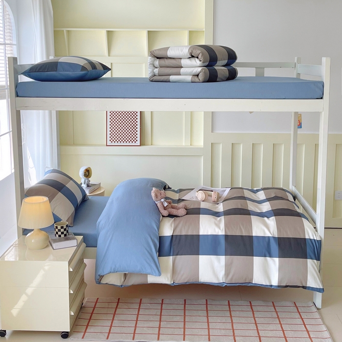 91家纺网 家纺一手货源 找家纺 春皖家纺 2025新款12868全棉印花上下铺四件套-学生床 蓝大格