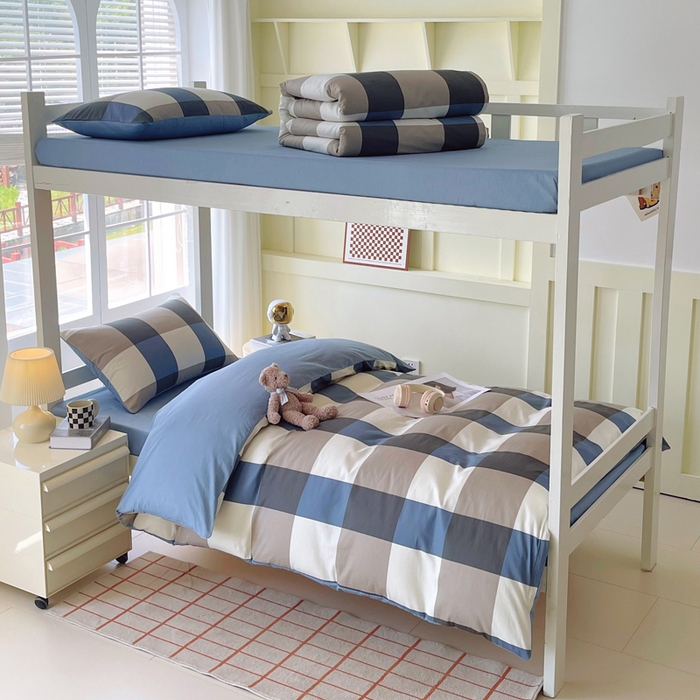 91家纺网 家纺一手货源 找家纺 春皖家纺 2025新款12868全棉印花上下铺四件套-学生床 蓝大格