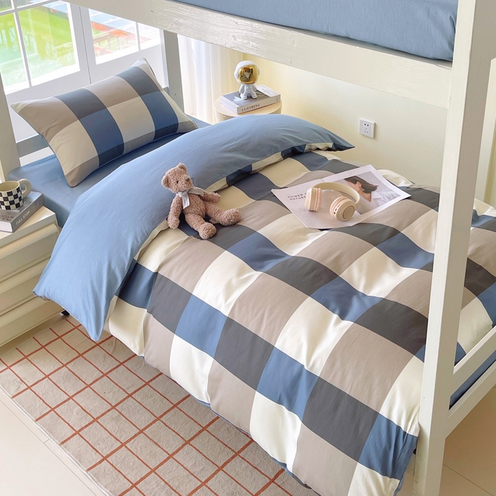 91家纺网 家纺一手货源 找家纺 春皖家纺 2025新款12868全棉印花上下铺四件套-学生床 蓝大格