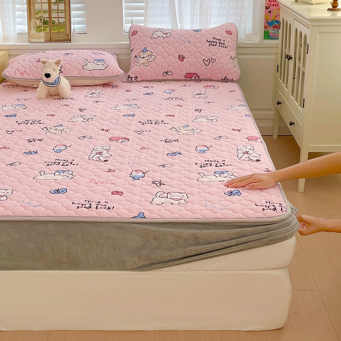 富馨莱 2025新款牛奶绒夹棉床笠支持一件定做 萌宠乐园-夹棉