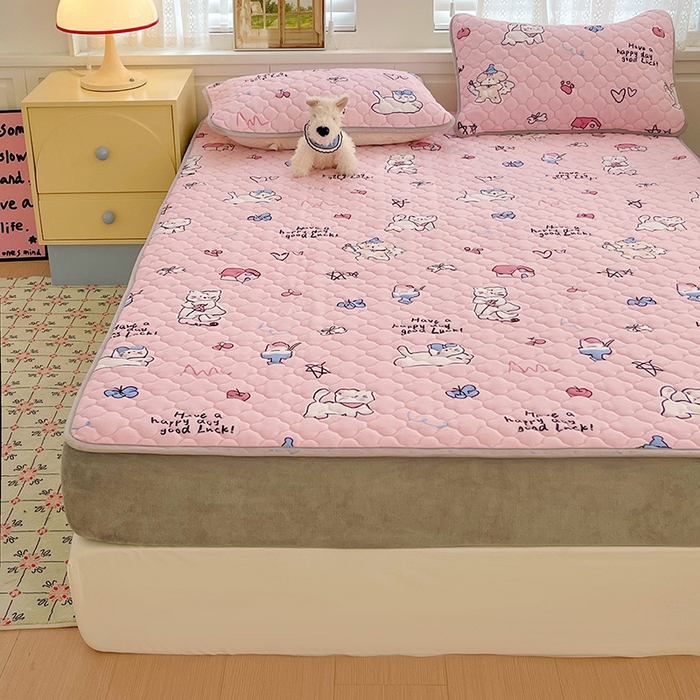 91家纺网 家纺一手货源 找家纺 富馨莱 2025新款牛奶绒夹棉床笠支持一件定做 萌宠乐园-夹棉