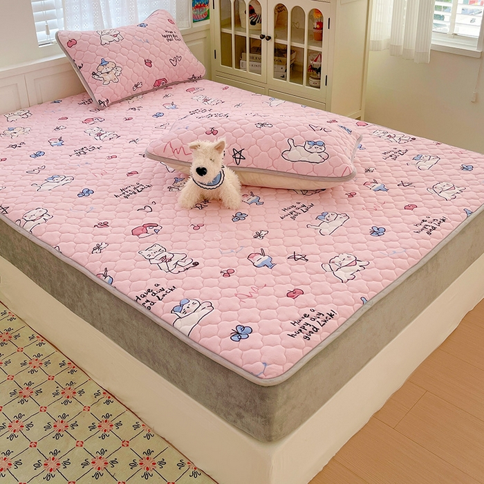 91家纺网 家纺一手货源 找家纺 富馨莱 2025新款牛奶绒夹棉床笠支持一件定做 萌宠乐园-夹棉