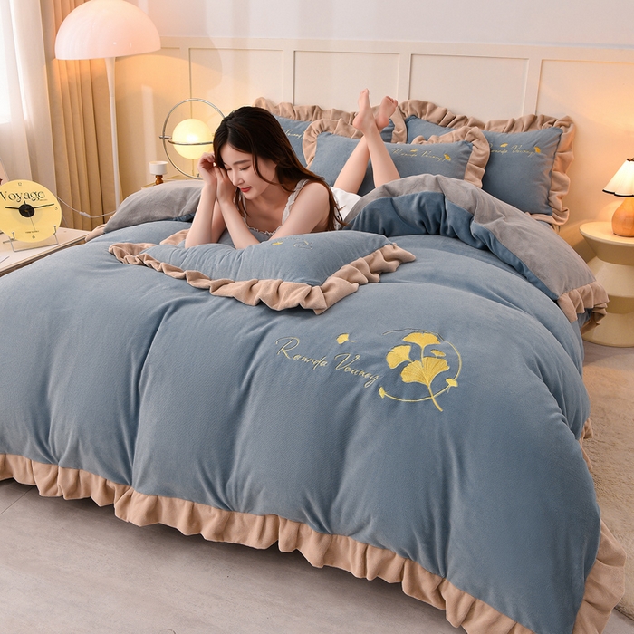 91家纺网 家纺一手货源 找家纺 氧家 2025新款高克重牛奶绒拼角刺绣床单床笠床盖款四件套-星语 星语-蓝