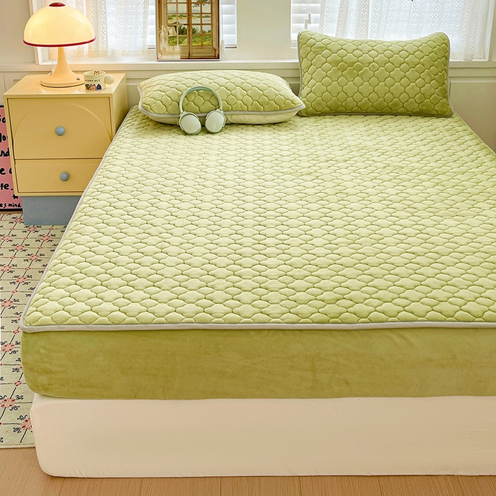 91家纺网 家纺一手货源 找家纺 富馨莱 2025新款牛奶绒夹棉床笠支持一件定做 抹茶绿-夹棉