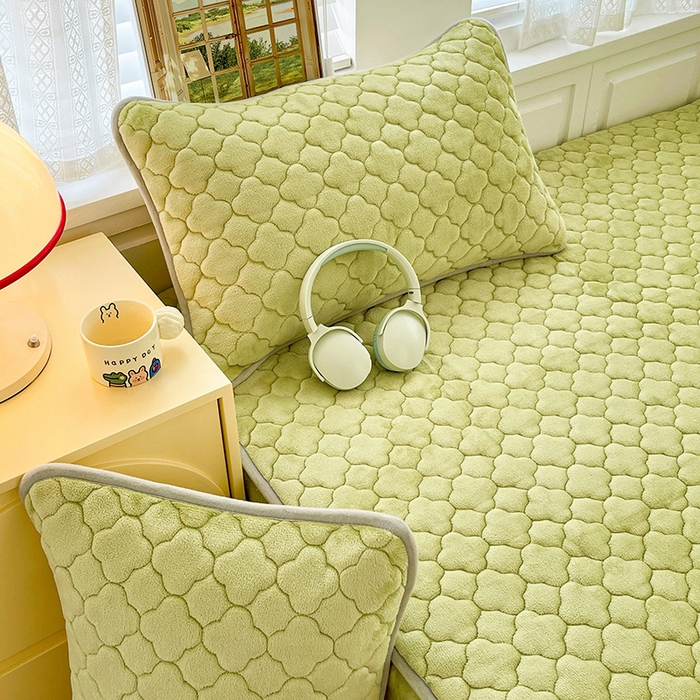 91家纺网 家纺一手货源 找家纺 富馨莱 2025新款牛奶绒夹棉床笠支持一件定做 抹茶绿-夹棉