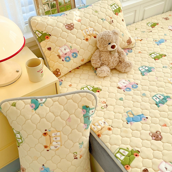 91家纺网 家纺一手货源 找家纺 富馨莱 2025新款牛奶绒夹棉床笠支持一件定做 汽车乐园-夹棉