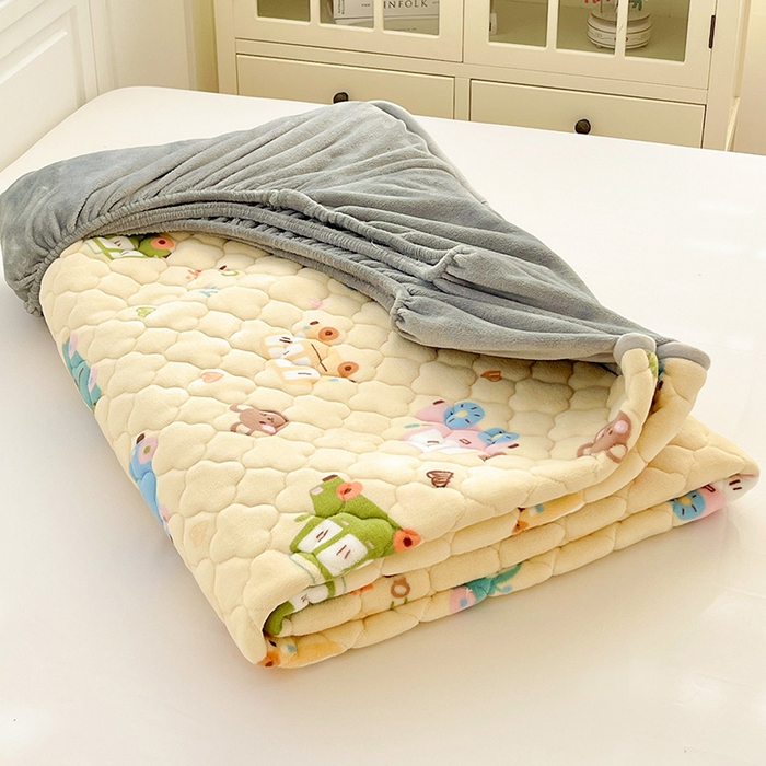 91家纺网 家纺一手货源 找家纺 富馨莱 2025新款牛奶绒夹棉床笠支持一件定做 汽车乐园-夹棉