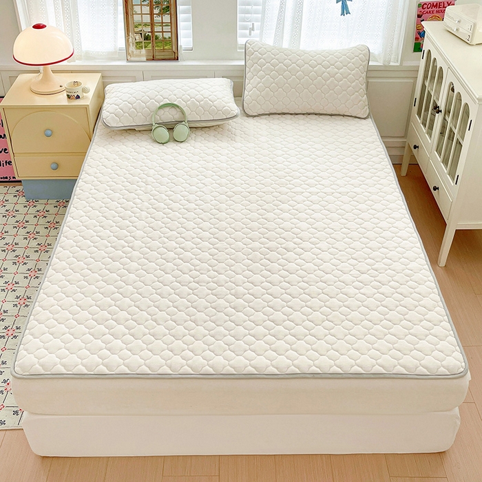 91家纺网 家纺一手货源 找家纺 富馨莱 2025新款牛奶绒夹棉床笠支持一件定做 轻奢白-夹棉