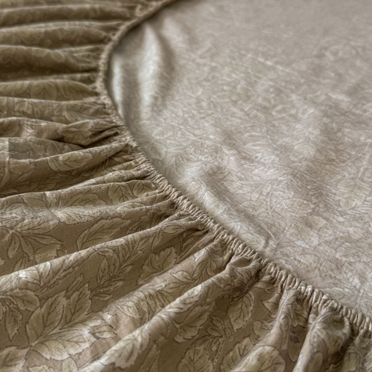 91家纺网 家纺一手货源 找家纺 漫仙阁家纺 2025新款高克重复古原麻单床笠床笠单件单品床笠 古奈绿