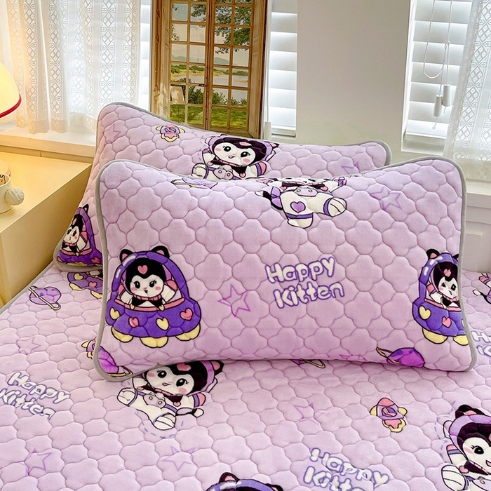 91家纺网 家纺一手货源 找家纺 富馨莱 2025新款牛奶绒夹棉床笠支持一件定做 甜美星际-夹棉