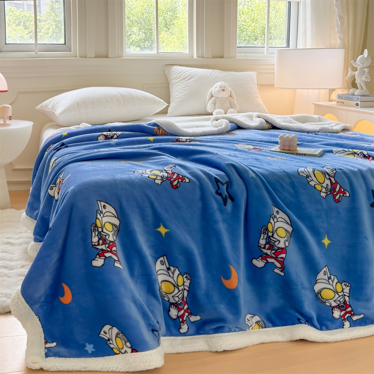 91家纺网 家纺一手货源 找家纺 （总）名兮家居 2025秋冬正版授权经典奥特曼高克重牛奶绒羊羔绒多功能盖毯【含防伪标】