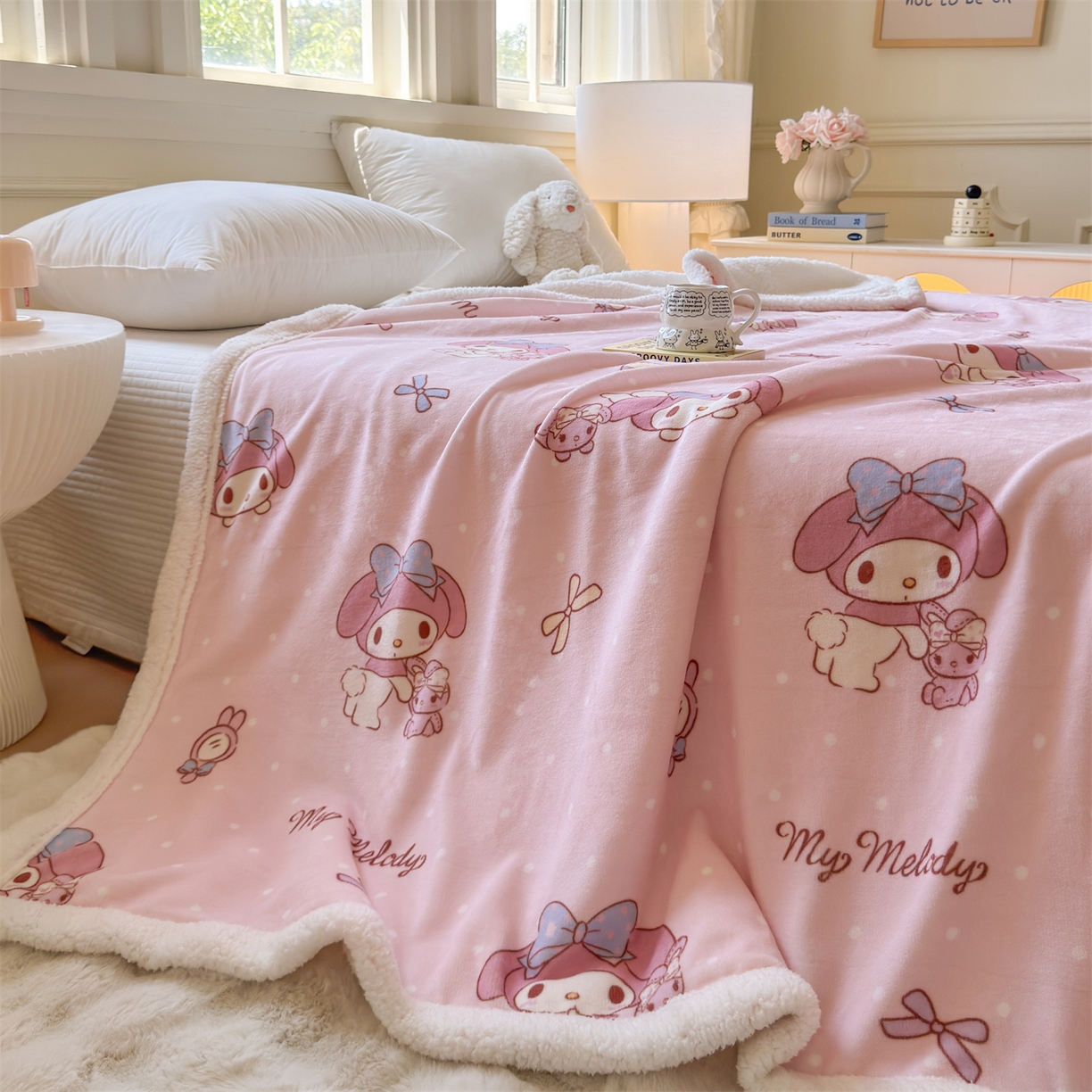 91家纺网 家纺一手货源 找家纺 名兮家居 2025秋冬正版授权经典奥特曼高克重牛奶绒羊羔绒多功能盖毯【含防伪标】 盖毯-点点美乐蒂