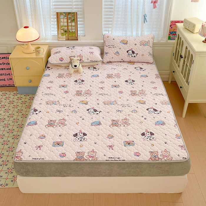 91家纺网 家纺一手货源 找家纺 富馨莱 2025新款牛奶绒夹棉床笠支持一件定做 甜心汪汪-夹棉