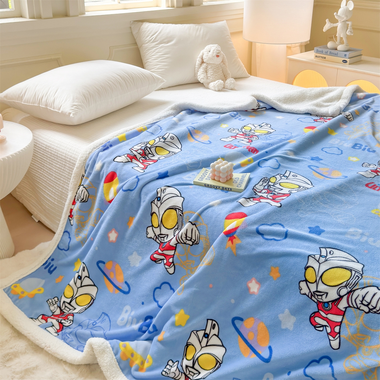 91家纺网 家纺一手货源 找家纺 名兮家居 2025秋冬正版授权经典奥特曼高克重牛奶绒羊羔绒多功能盖毯【含防伪标】 盖毯-闪电艾斯