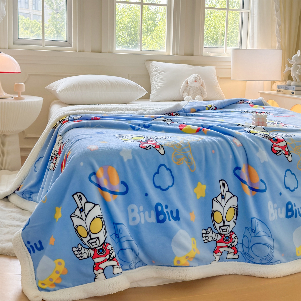 91家纺网 家纺一手货源 找家纺 名兮家居 2025秋冬正版授权经典奥特曼高克重牛奶绒羊羔绒多功能盖毯【含防伪标】 盖毯-闪电艾斯