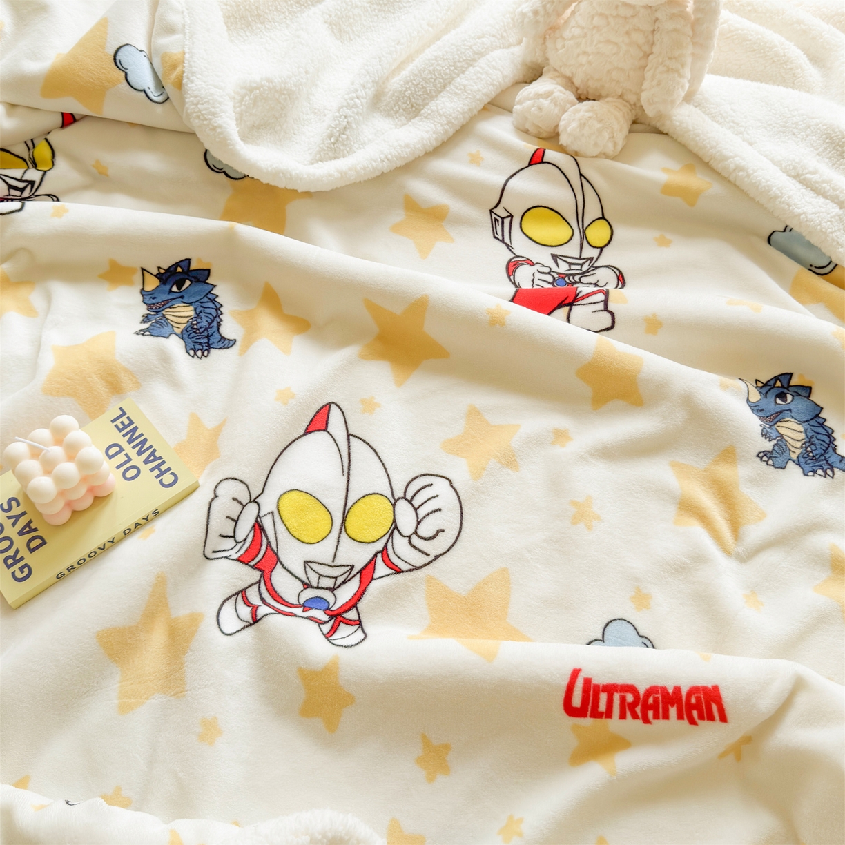 91家纺网 家纺一手货源 找家纺 名兮家居 2025秋冬正版授权经典奥特曼高克重牛奶绒羊羔绒多功能盖毯【含防伪标】 盖毯-星空战士