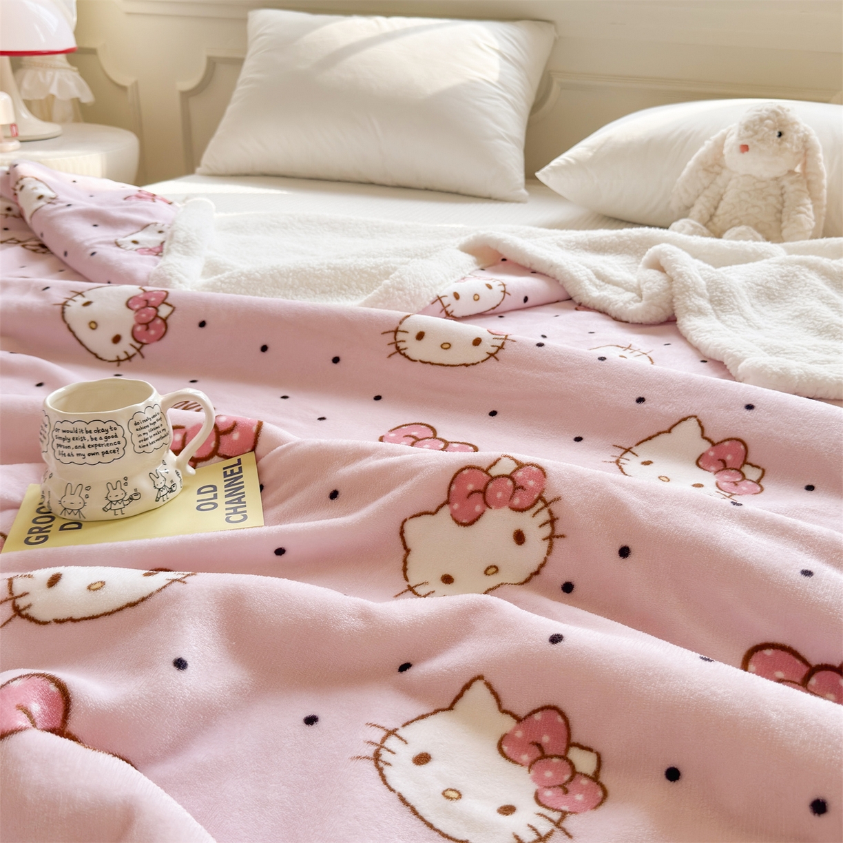 91家纺网 家纺一手货源 找家纺 名兮家居 2025秋冬正版授权经典奥特曼高克重牛奶绒羊羔绒多功能盖毯【含防伪标】 盖毯-美美kt