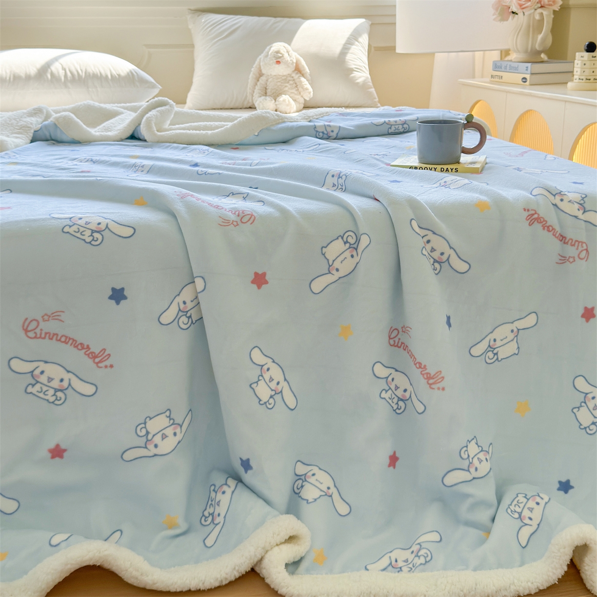 91家纺网 家纺一手货源 找家纺 名兮家居 2025秋冬正版授权经典奥特曼高克重牛奶绒羊羔绒多功能盖毯【含防伪标】 盖毯-星星大耳狗